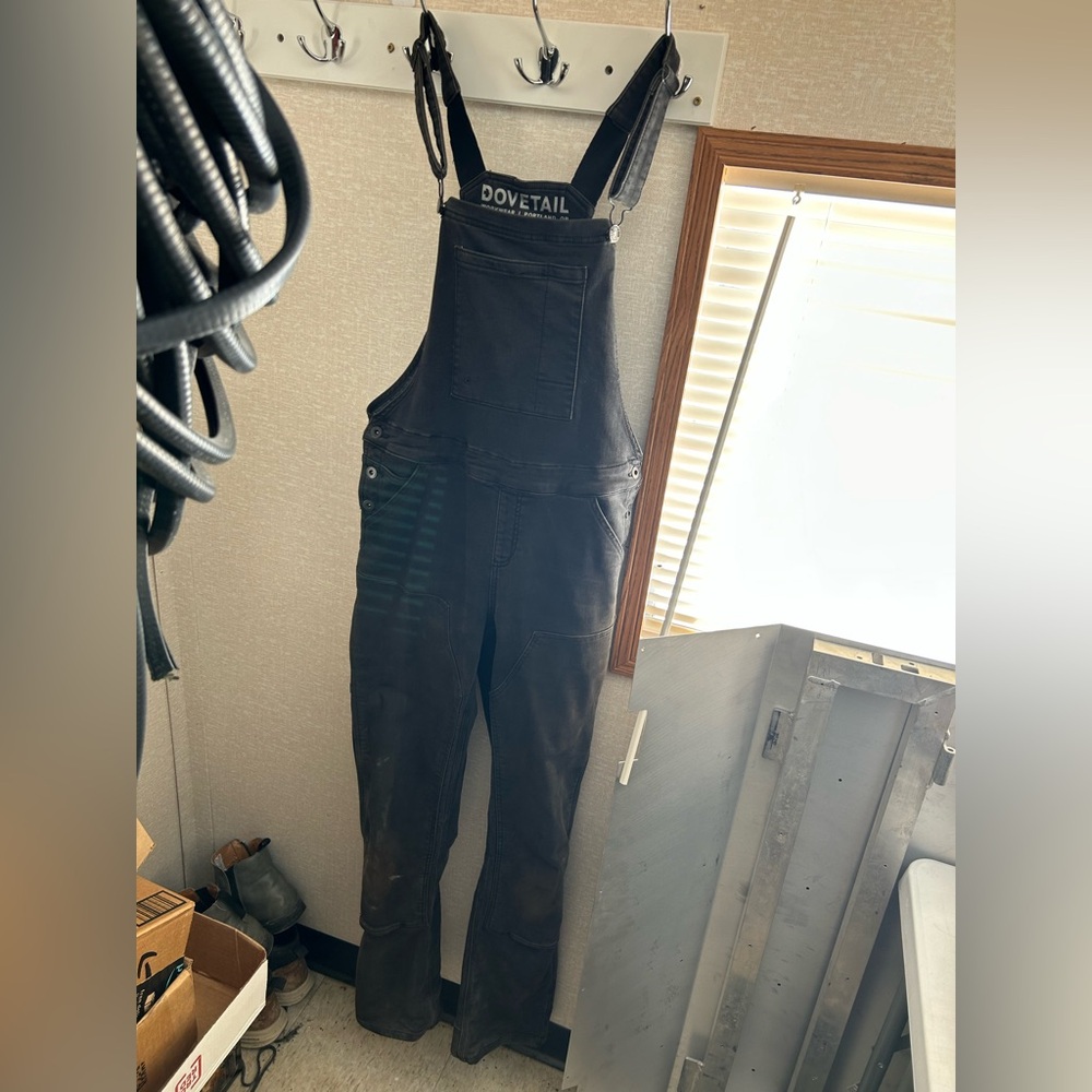 Dovetail Workwear Black fleece-lined Overalls women’s 8 tall, 34 inch inseam